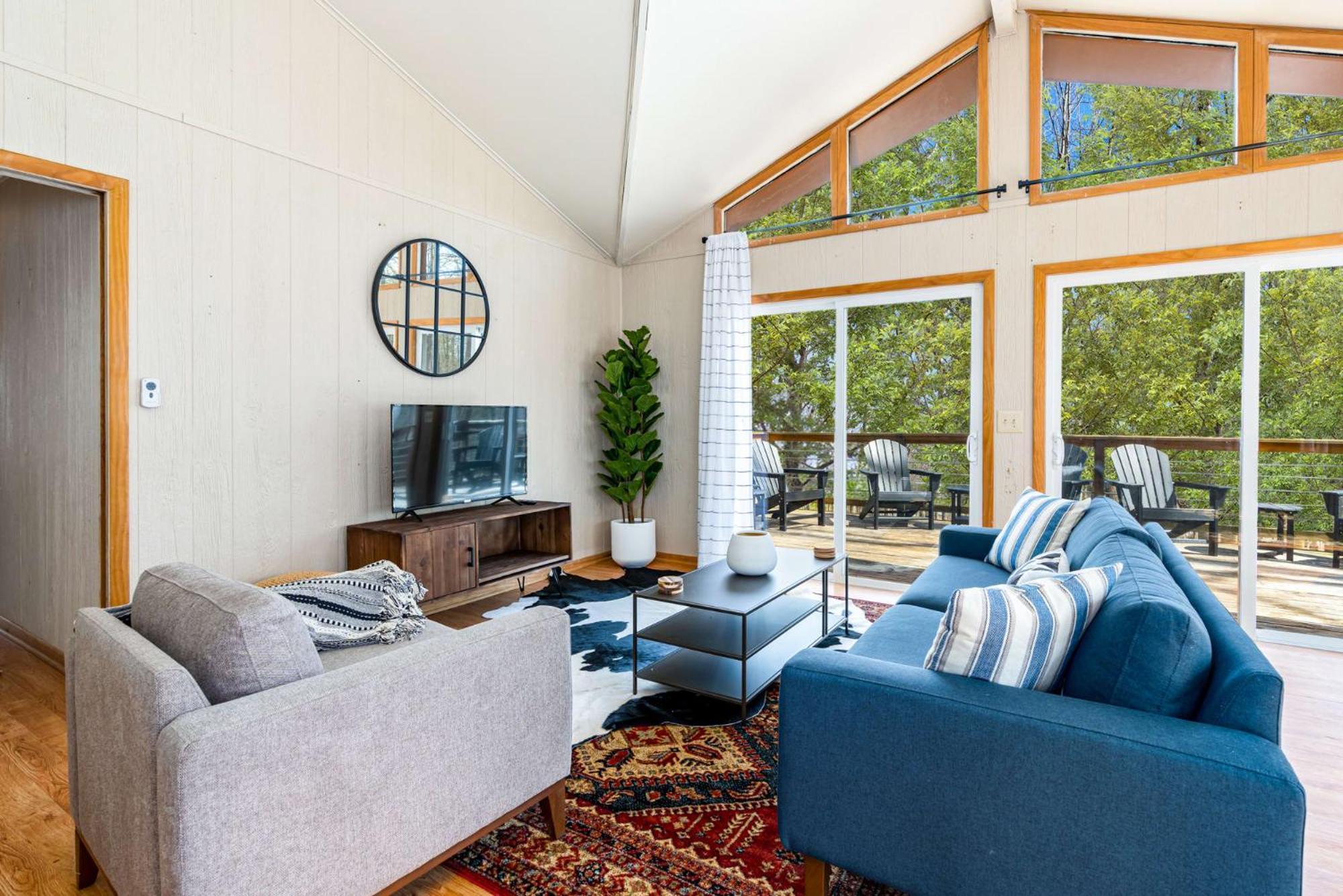 Chalet W Hot Tub, Large Deck, Grill, & Fast Wifi Berkeley Springs Esterno foto